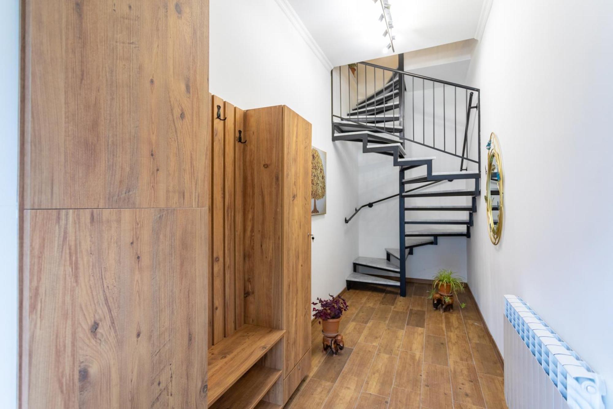 Mulberry Ბჟოლები Apartamento Kʼutʼaisi Exterior foto
